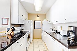 Island Sands Resort 107