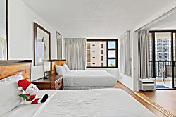 Waikiki Banyan Unit 1504 Tower 2