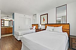 Waikiki Banyan Unit 1504 Tower 2