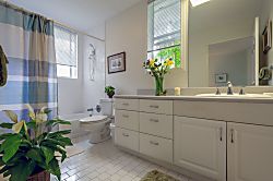 Emmalani Court 2BR Golf Course View Condo