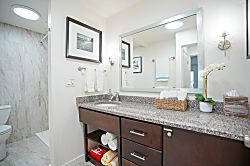 Plantation Hale Suites D11