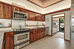 Puunoa Beach Estates 103 - Beautiful wood cabinetry