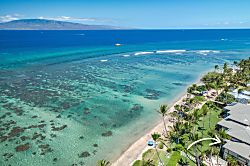 Puunoa Beach Estates 103 - Mountain and ocean views from the lanai