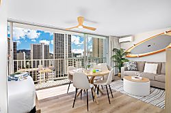  Pacific Monarch 2208