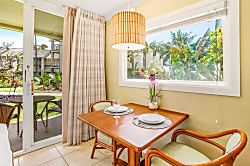 Islander on the Beach 172