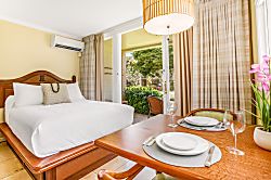 Islander on the Beach 172