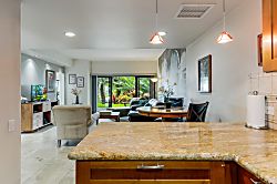 Royal Sea Cliff Condo