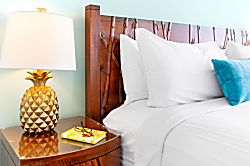 Waikiki Banyan 36th-floor unit