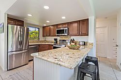 Mamalahoa Mountain View Luxury Condo
