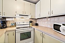 Sea Village Kona 3203