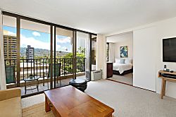 Waikiki Banyan #611-T2