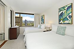 Waikiki Banyan #611-T2