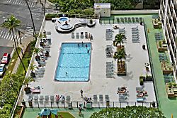 Waikiki Banyan #611-T2