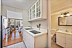 Island Colony 21st Floor