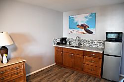 Kona Islander Inn Condo #129