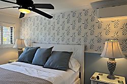 Kuhio Shores 1 Bedroom - Split unit AC to keep the bedroom cool