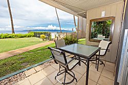 Hale Kai Unit 113 - Oceanview Corner Retreat