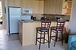 Hale Kai Unit 113 - Oceanview Corner Retreat