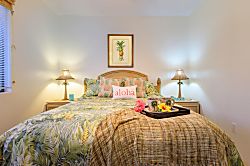 Pacific Shores Top Floor 2 Bedroom Unit