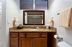 Royal Kahana Resort RK602