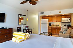 Royal Kahana Resort RK602