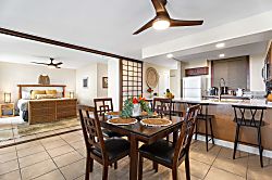 Keauhou Kona Surf and Racquet Unit