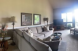 Grand Champions 2nd Floor Unit