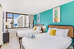 Waikiki Banyan 3410 T2
