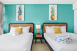 Waikiki Banyan 3410 T2