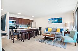 Waikiki Banyan 3410 T2