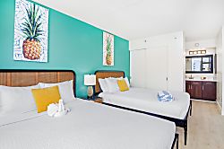 Waikiki Banyan 3410 T2