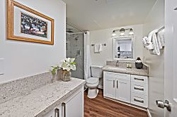 Ilikai Hotel 10th Floor