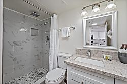 Ilikai Hotel 10th Floor