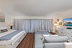 Ilikai Hotel 10th Floor