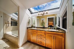 Kahana Outrigger 3B1