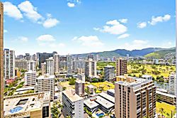 Waikiki Banyan 2702 T1