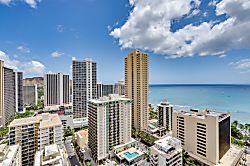 Pacific Monarch 2702