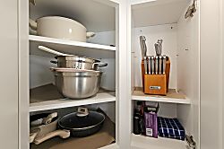 Pacific Monarch 2702