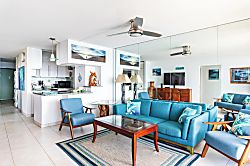 Ma'alaea Bay Mermaid Cove Condo 2BR - Living area