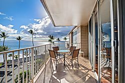 Kamaole Nalu Top-Floor Unit - Outdoor dining