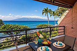 Kuleana 409 - Outdoor dining