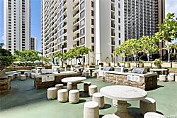 Waikiki Banyan 22nd Floor