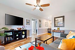 Kona Kai B2 - Updated 2nd Floor Retreat