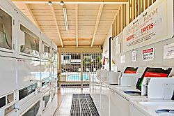 Kona Kai B2 - Updated 2nd Floor Retreat