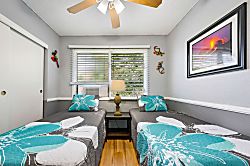 Kona Kai B2 - Updated 2nd Floor Retreat