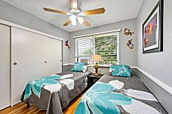 Kona Kai B2 - Updated 2nd Floor Retreat