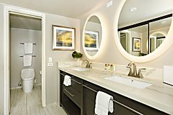 Waikiki Beach Tower #2602