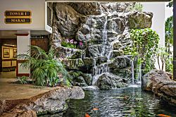 Waikiki Banyan: Standard One-Bedroom 