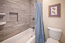 Plantation Hale Suites C16