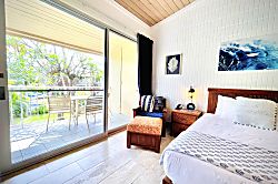 Napili Shores 2nd Floor Studio